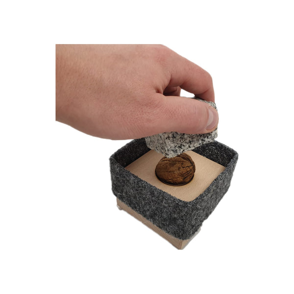Nussknacker Steinschlag - Design Nuss Knacker